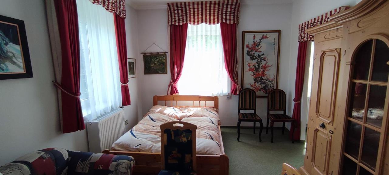 Gaestehaus Moorbad Gmoes Country house