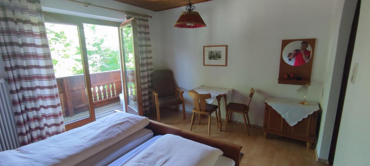 Gaestehaus Moorbad Gmoes Country house Laakirchen